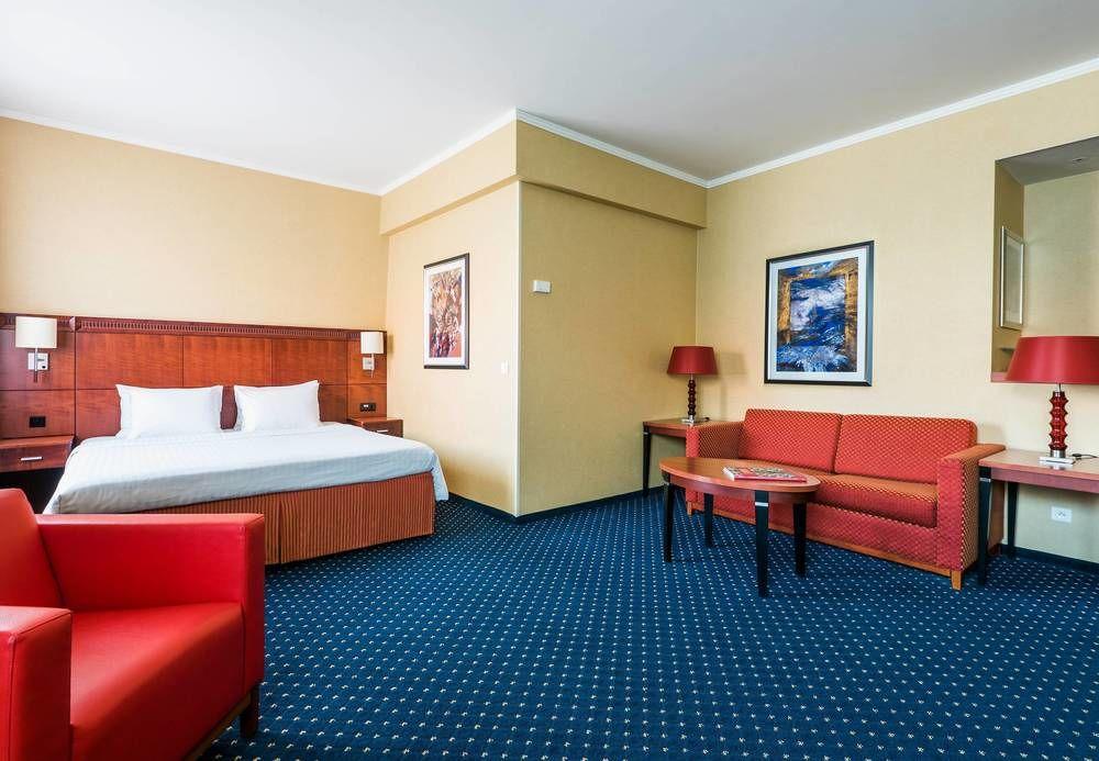 Courtyard By Marriott Prague City Dış mekan fotoğraf
