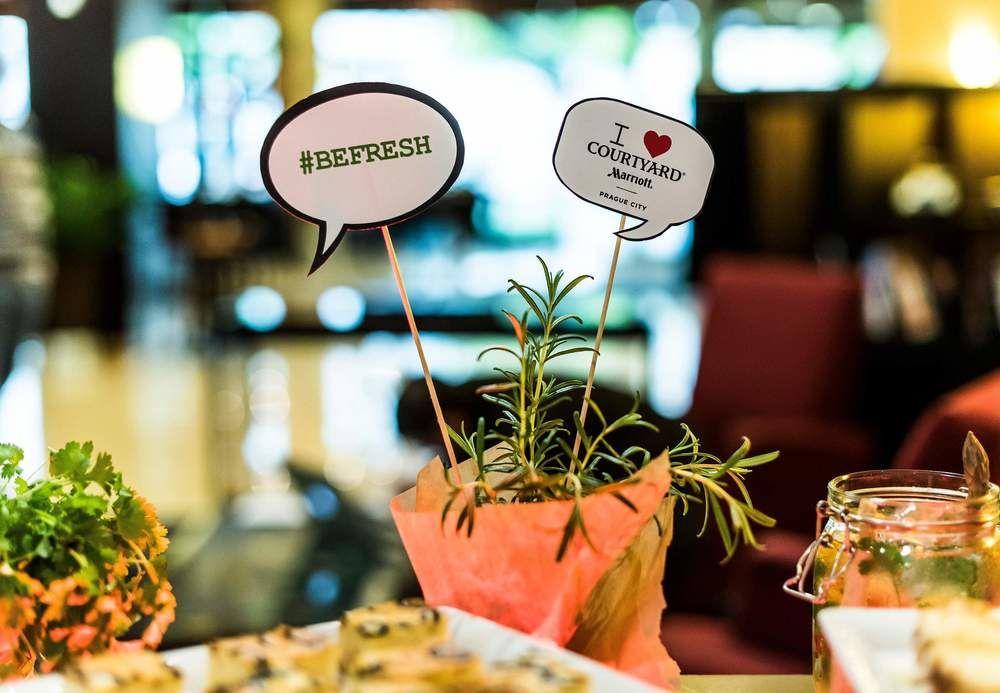 Courtyard By Marriott Prague City Dış mekan fotoğraf